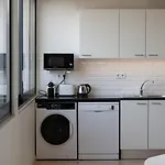 Appartamento Sunny Retreat By Lovelystay