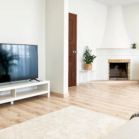 Apartment Sunny Retreat By Lovelystay Loule