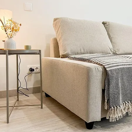 Sunny Retreat By Lovelystay Apartament *