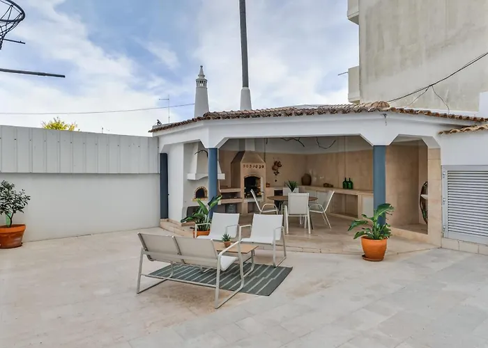 Sunny Retreat By Lovelystay Apartman