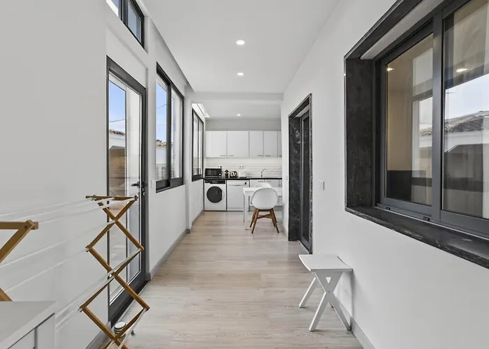 Sunny Retreat By Lovelystay Apartman *