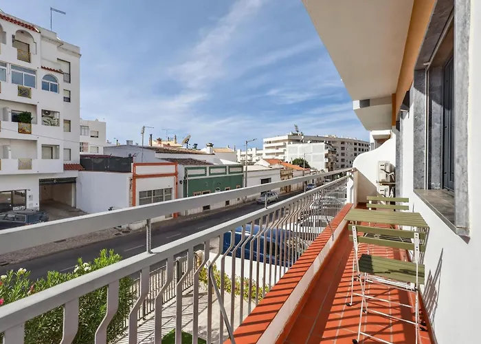 Apartman Sunny Retreat By Lovelystay *