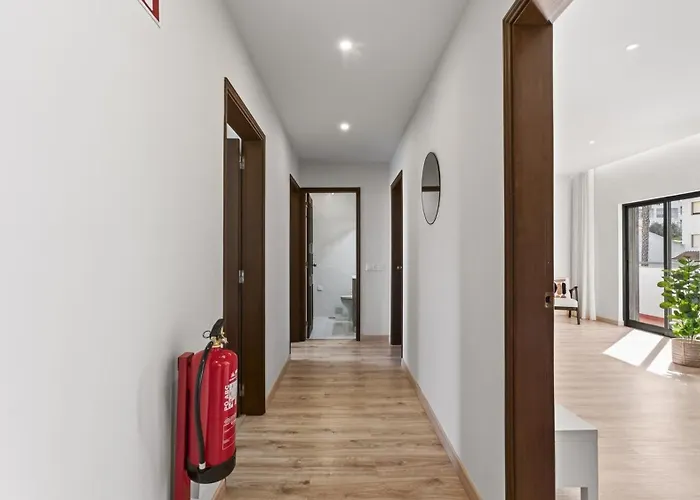 Apartman Sunny Retreat By Lovelystay