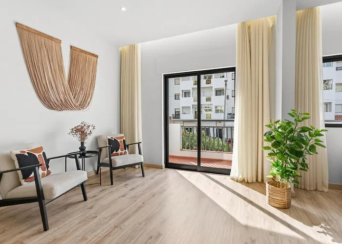 Sunny Retreat By Lovelystay Loulé