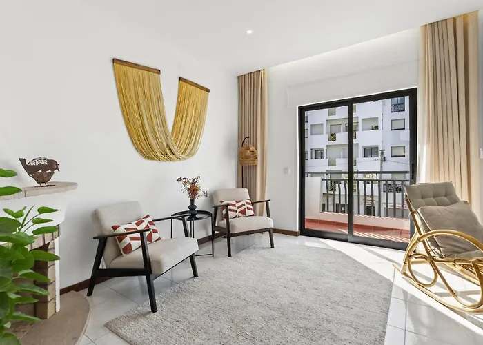 Apartman Sunny Retreat By Lovelystay *